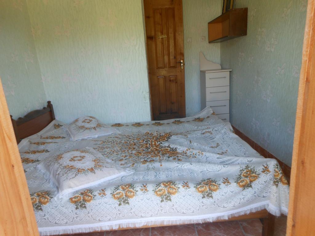 Guest House Mari อูเรคี ภายนอก รูปภาพ