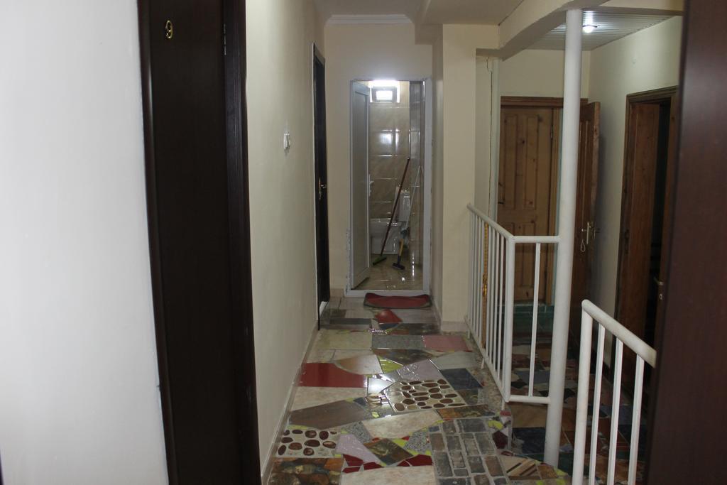 Guest House Mari อูเรคี ภายนอก รูปภาพ