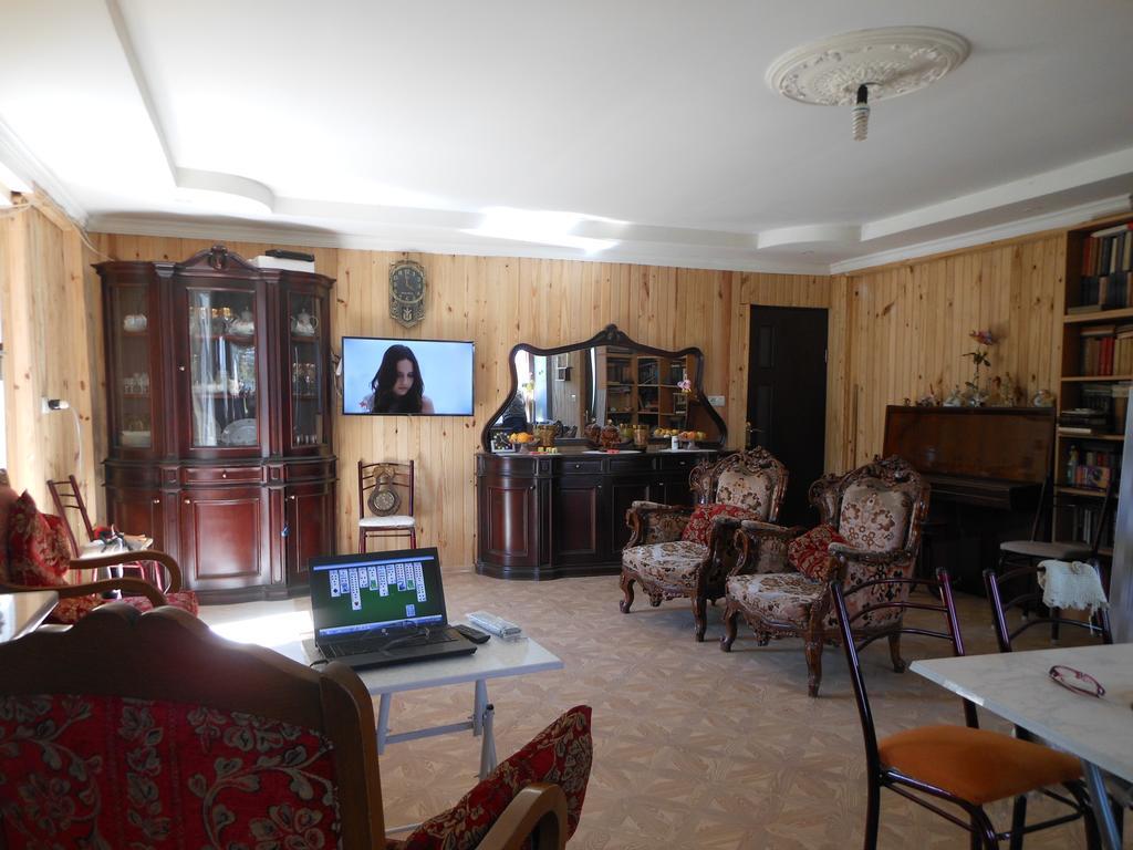 Guest House Mari อูเรคี ภายนอก รูปภาพ