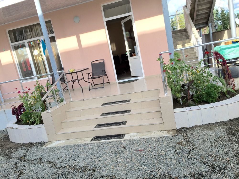 Guest House Mari อูเรคี ภายนอก รูปภาพ